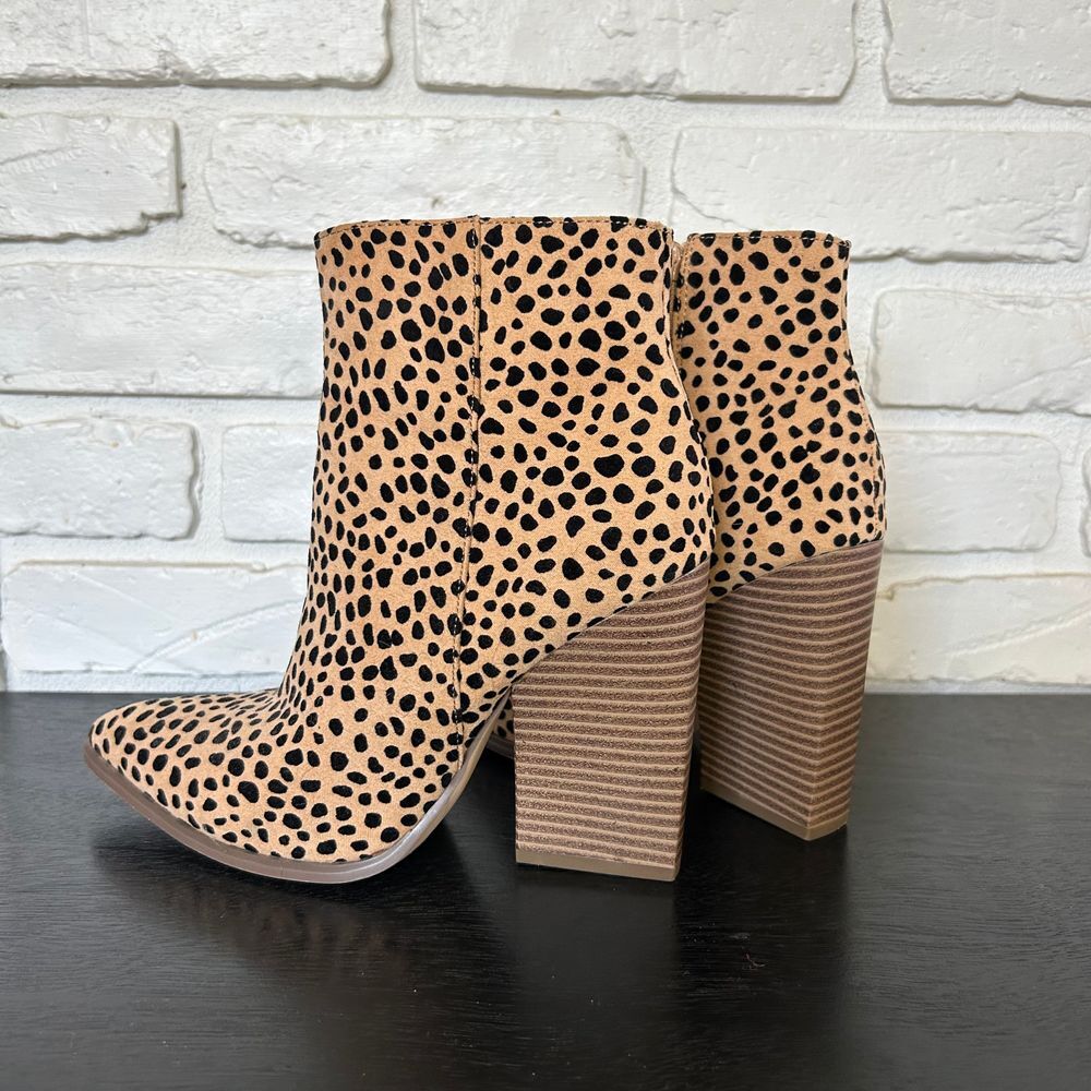 Just Fab Ivan'a Animal Print Heeled Pointed Toe Bootie Women's‎ 6.5 - Picture 2 of 8